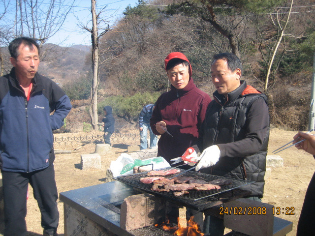 �̹����� Ŭ���ϸ� ������ ���� �� �ֽ��ϴ�.